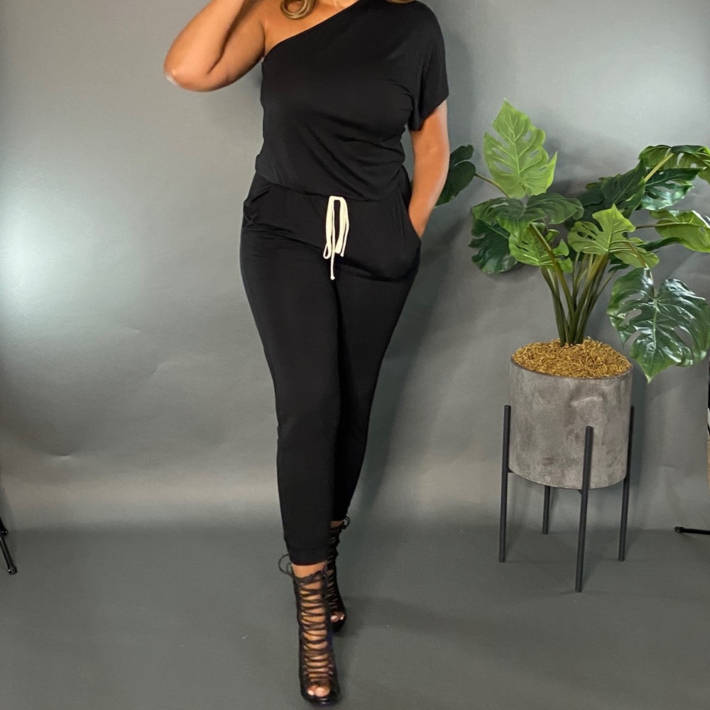 One shoulder jumpsuit